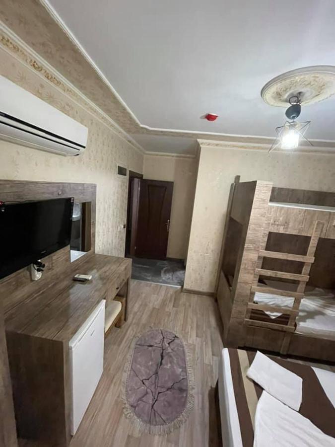 Oezguer Hotel Antalya Eksteriør bilde