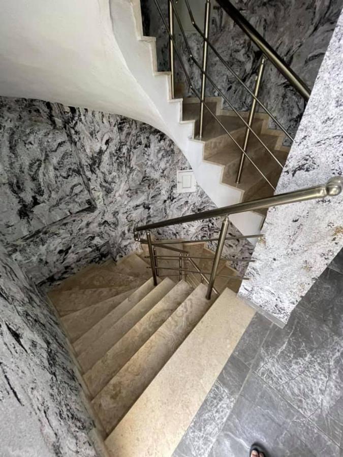 Oezguer Hotel Antalya Eksteriør bilde
