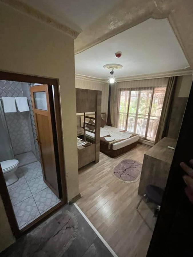 Oezguer Hotel Antalya Eksteriør bilde
