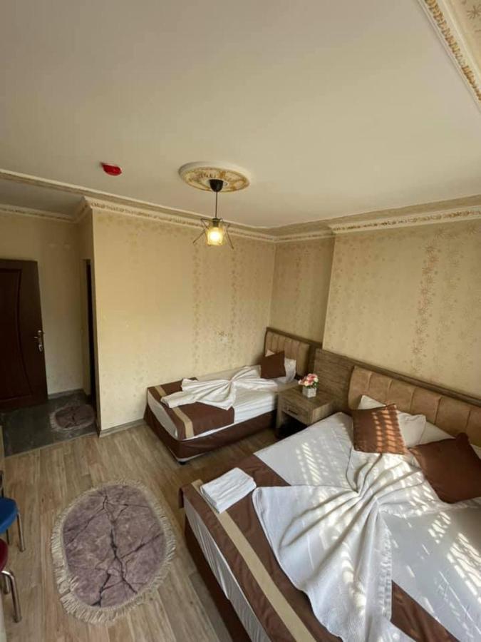 Oezguer Hotel Antalya Eksteriør bilde